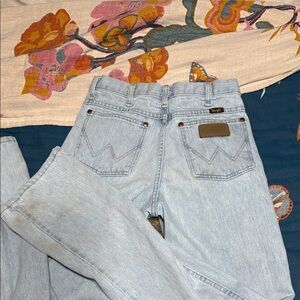 Wrangler Light Blue Slim Men’s Jeans